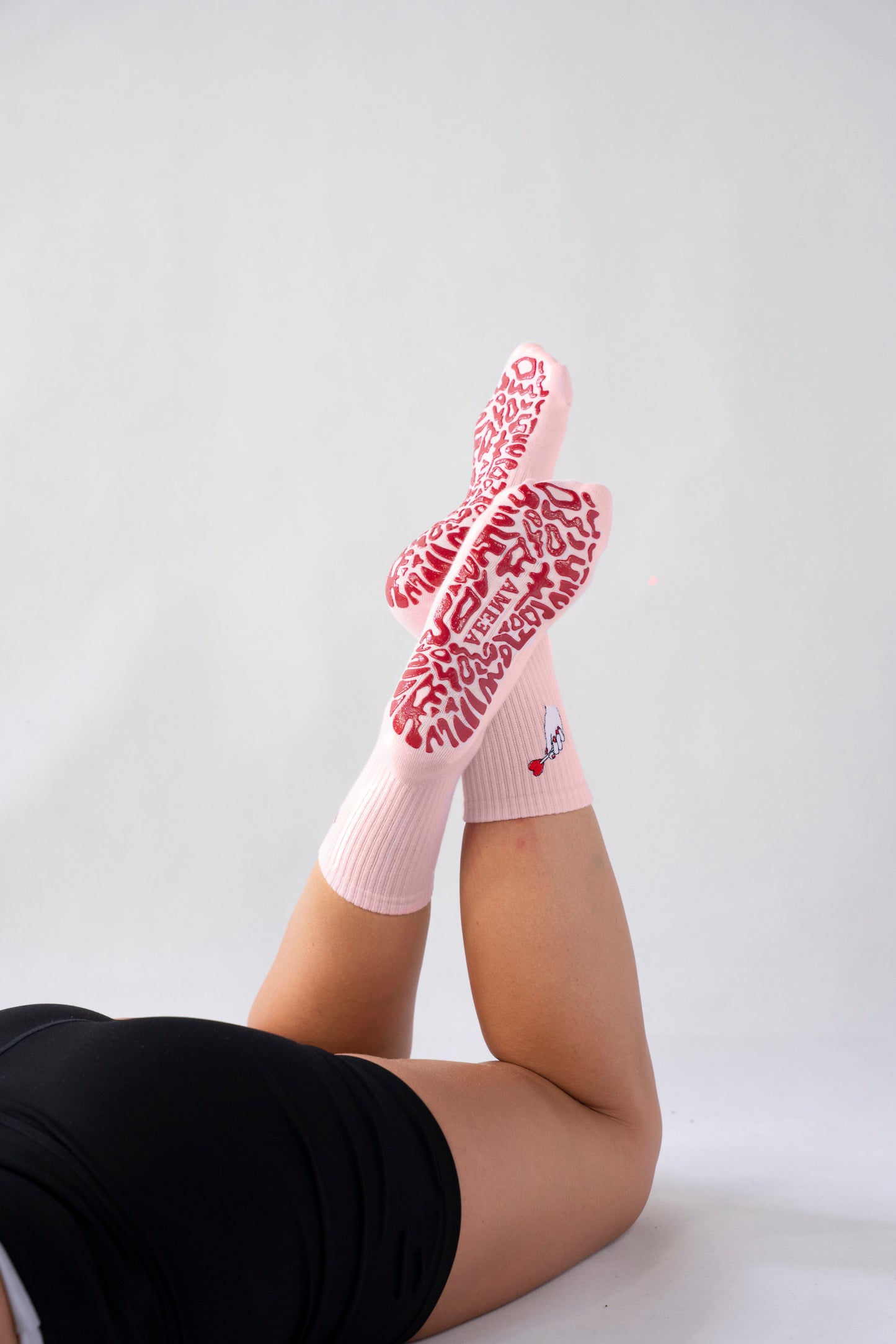 Embroidered Crew Grip Socks - Natural/Red