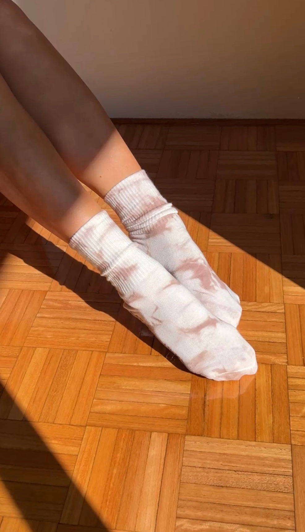 Marble Crew Grip Socks - Cream